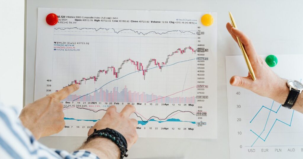 2. 実体験：データ分析と戦略立案の応用