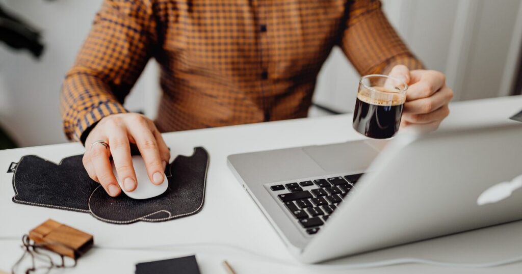 2. Webマーケティングの副業とは？